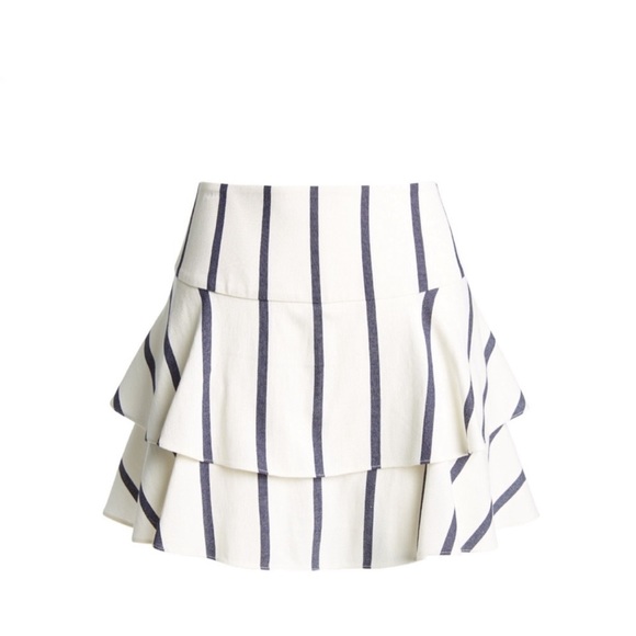 Alice and Olivia : white and blue skort! Size 4 great conditions - Picture 2 of 5